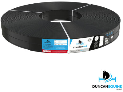 Stallion Rail in non-conductive plastic flexible rail for horses