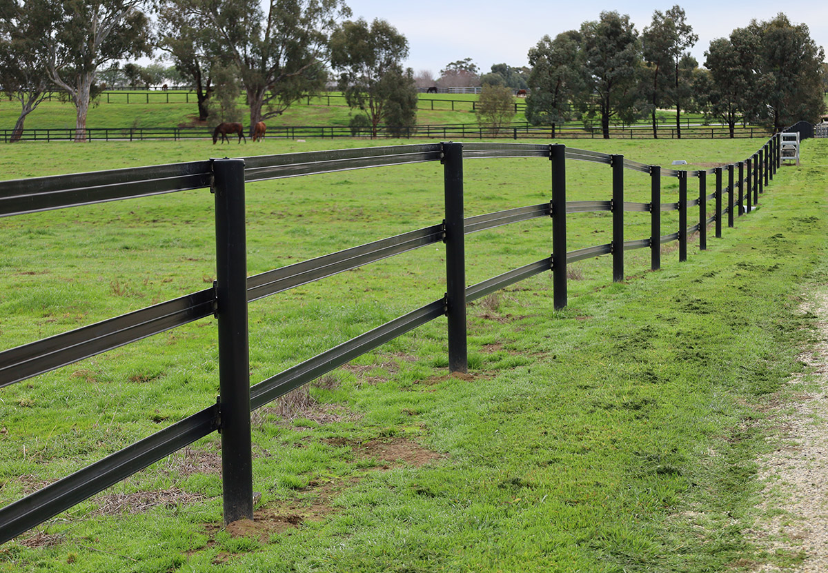 pvc-fencing-posts
